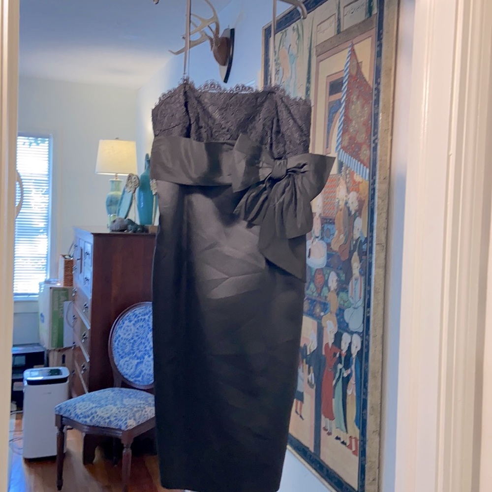 Laundry by Shelli Segal cocktail dress size 2